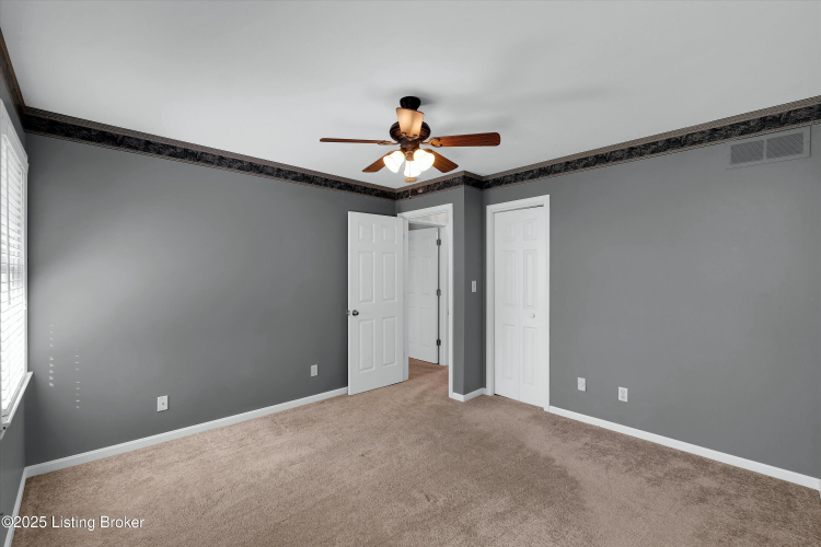 Listing Image 37