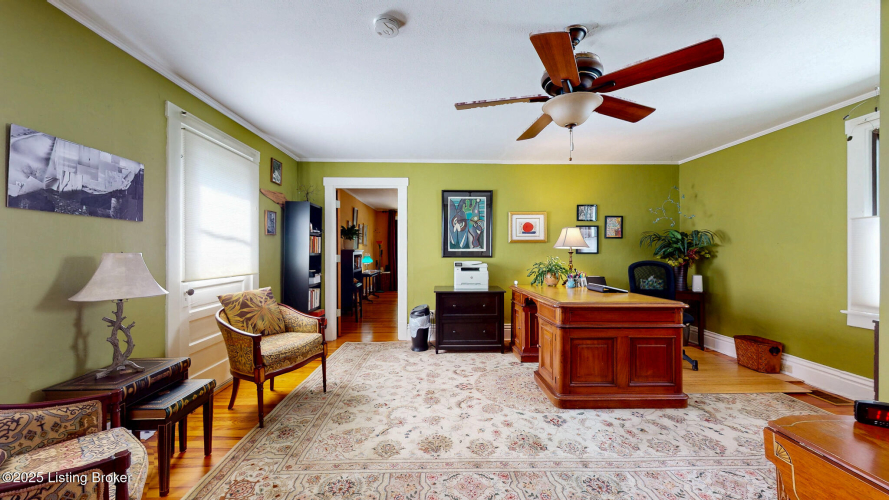 Listing Image 12
