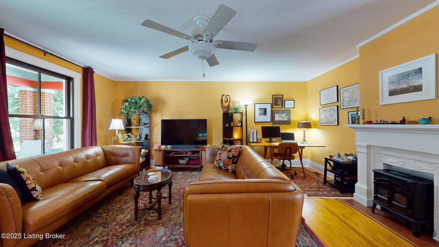 Listing Image 5