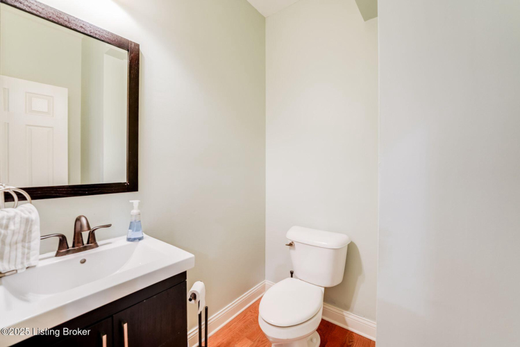 Listing Image 18