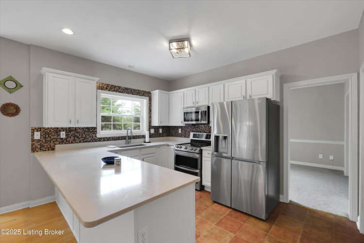 Listing Image 21