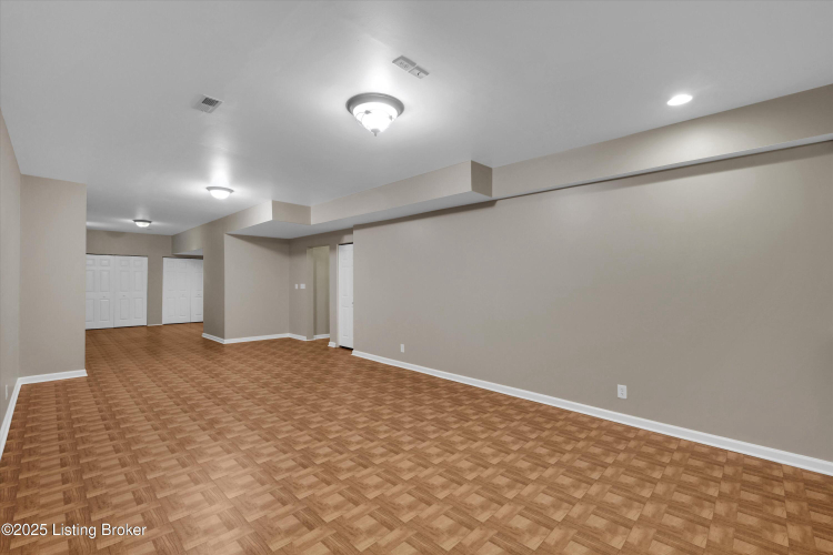 Listing Image 65