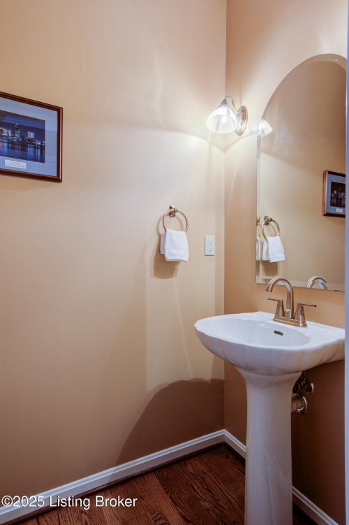 Listing Image 22