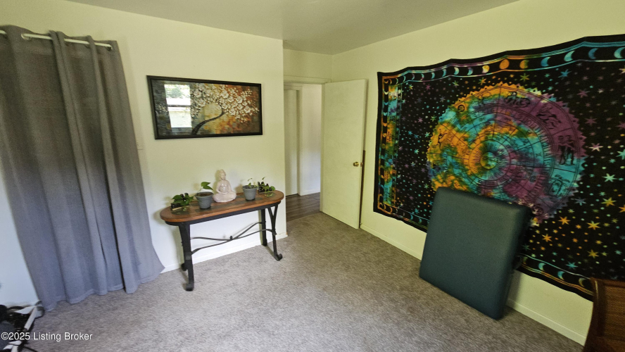 Listing Image 43