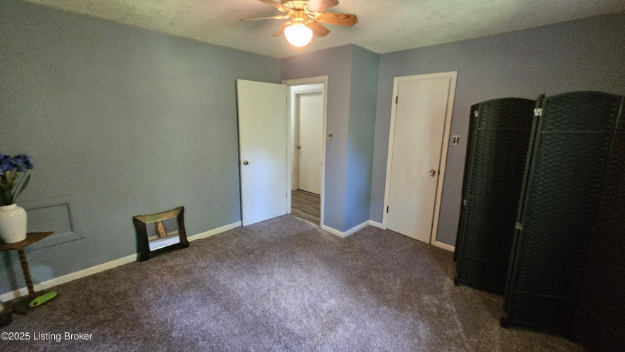 Listing Image 47