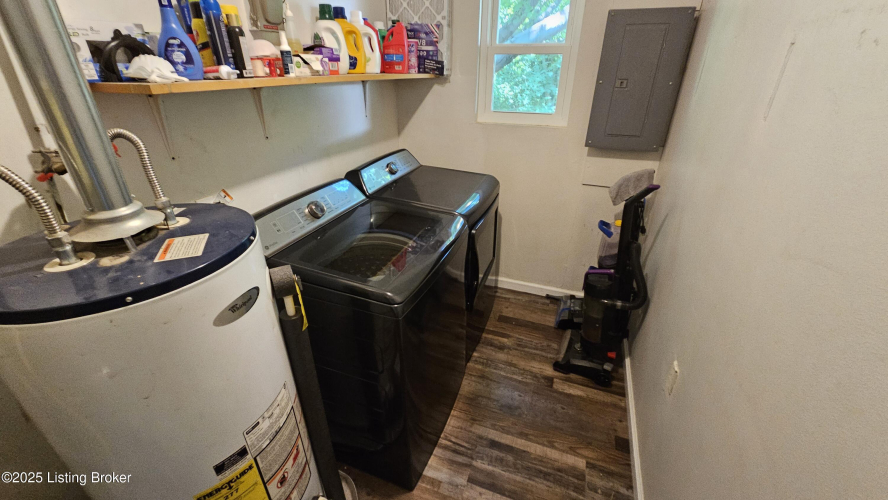 Listing Image 52