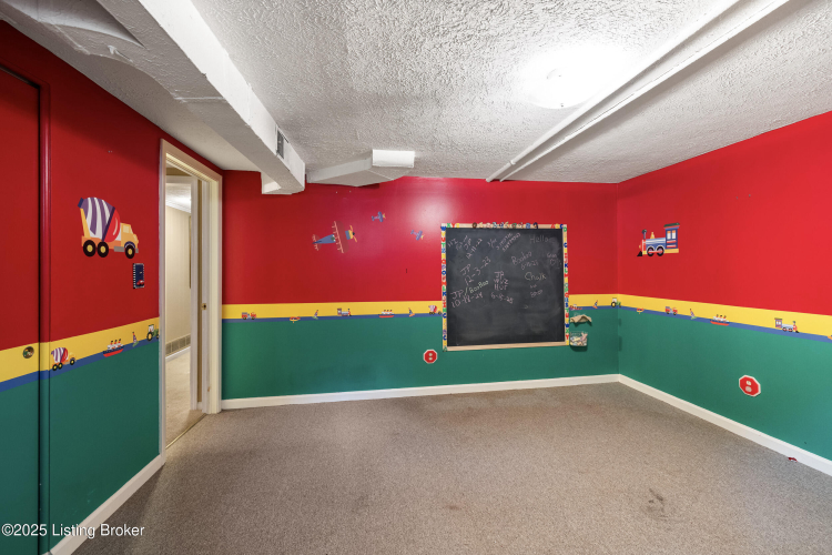 Listing Image 28