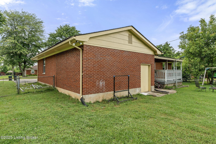 Listing Image 33