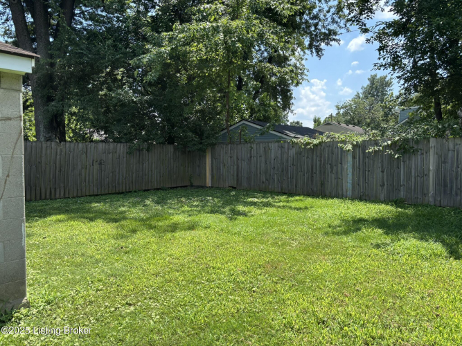 Listing Image 30
