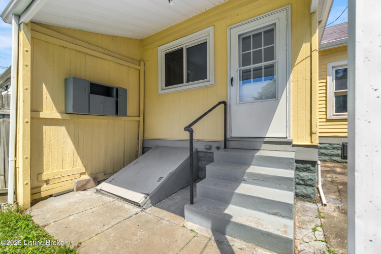 Listing Image 27