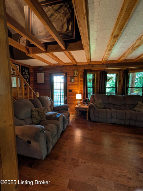 Listing Image 51
