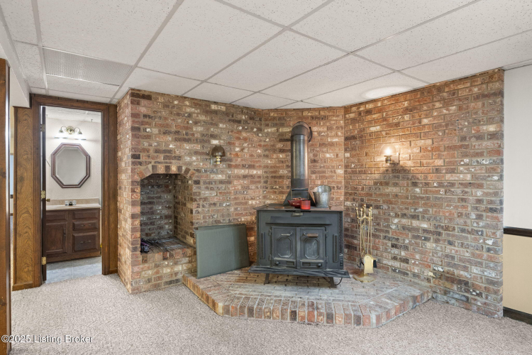 Listing Image 30