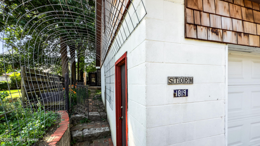 Listing Image 51