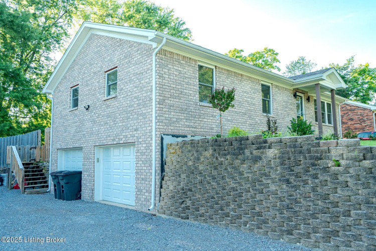 Listing Image 29