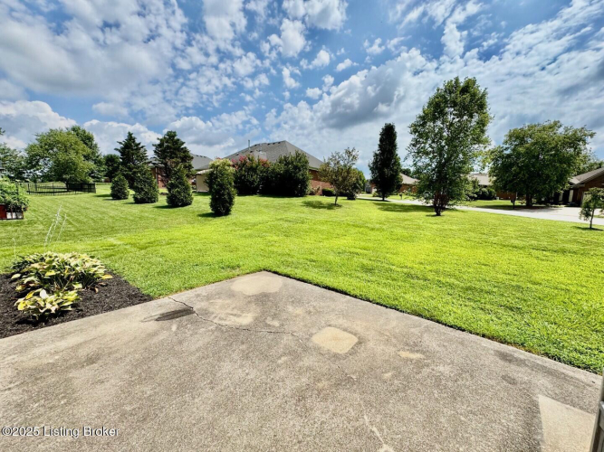 Listing Image 27