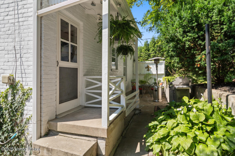 Listing Image 31