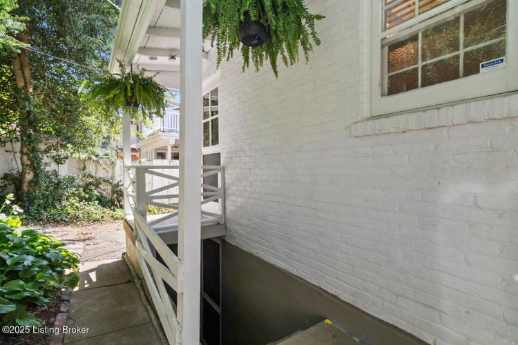 Listing Image 33