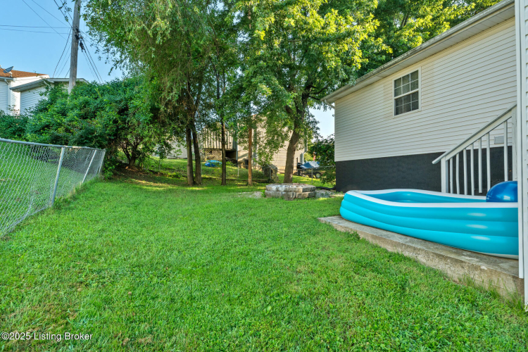 Listing Image 43