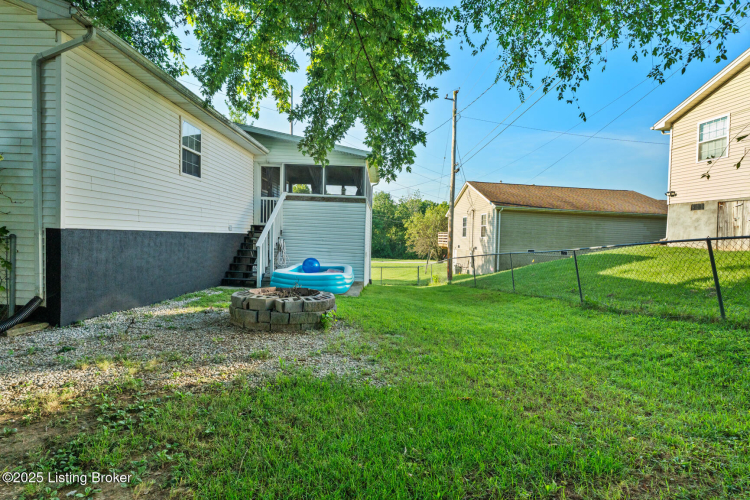 Listing Image 44