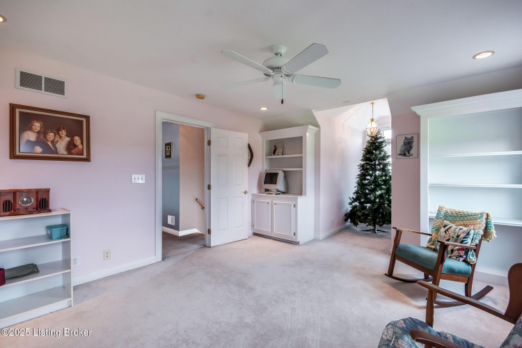Listing Image 64