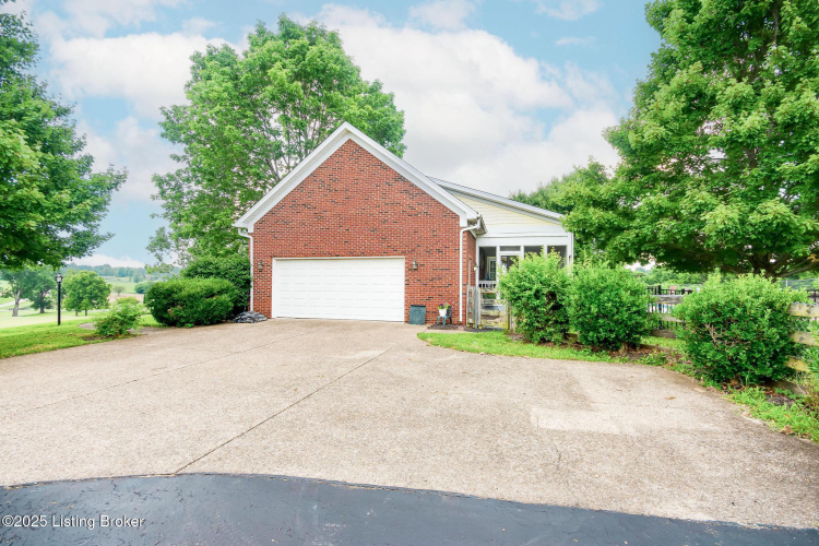 Listing Image 77