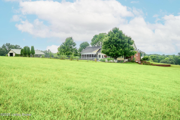 Listing Image 82