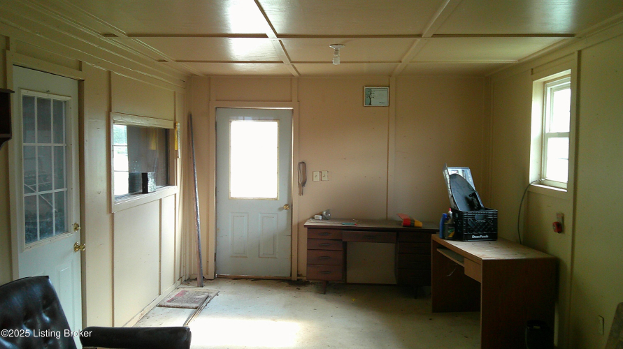 Listing Image 30