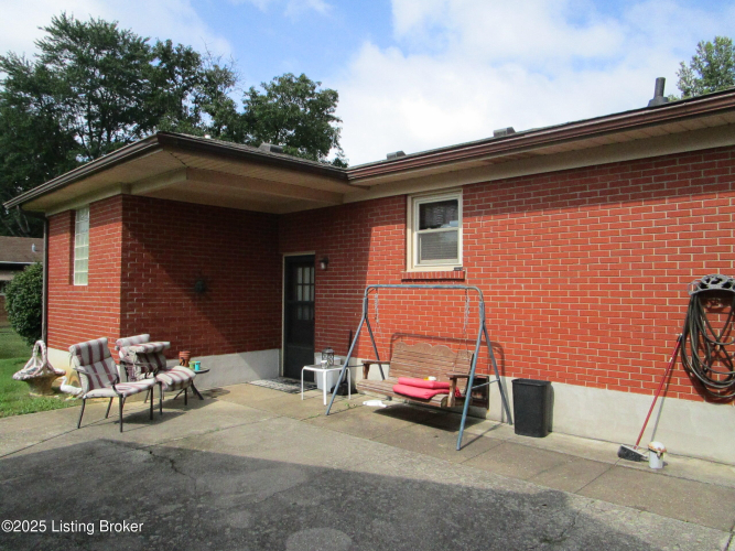 Listing Image 15