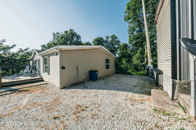 Listing Image 50