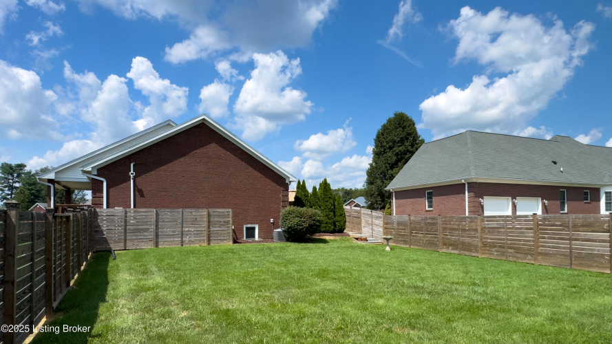 Listing Image 46