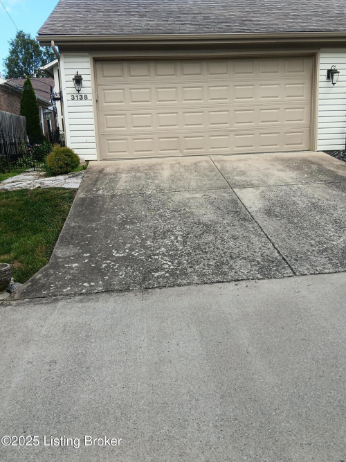 Listing Image 24