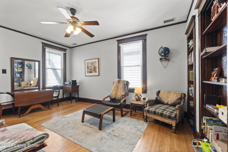 Listing Image 20