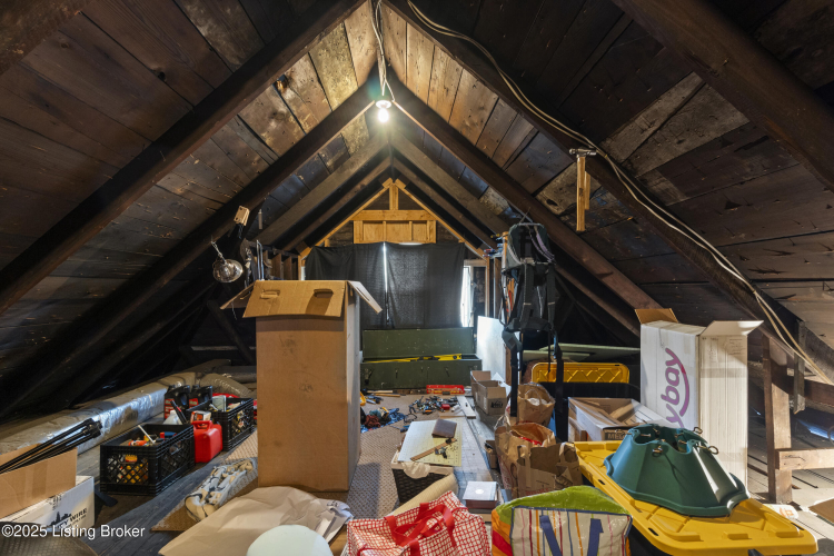 Listing Image 29