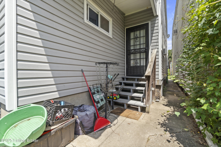 Listing Image 49