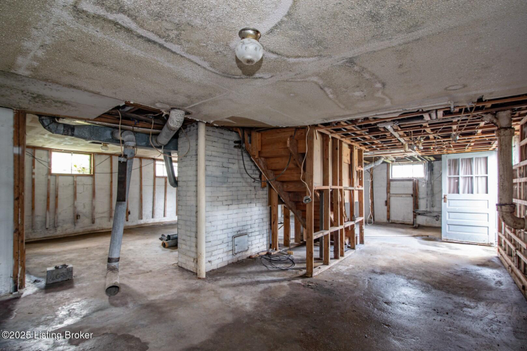 Listing Image 65