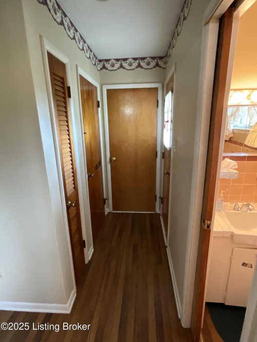 Listing Image 31