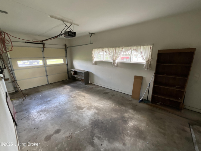 Listing Image 37