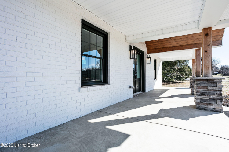 Listing Image 37