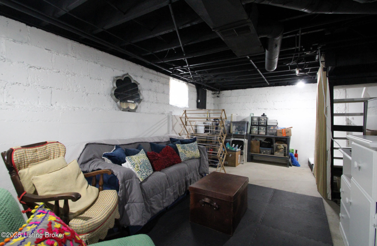 Listing Image 35