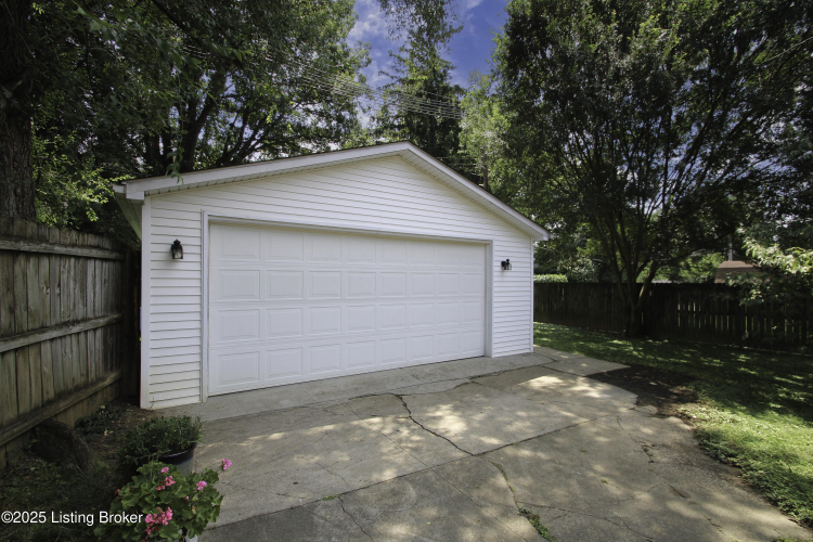 Listing Image 39