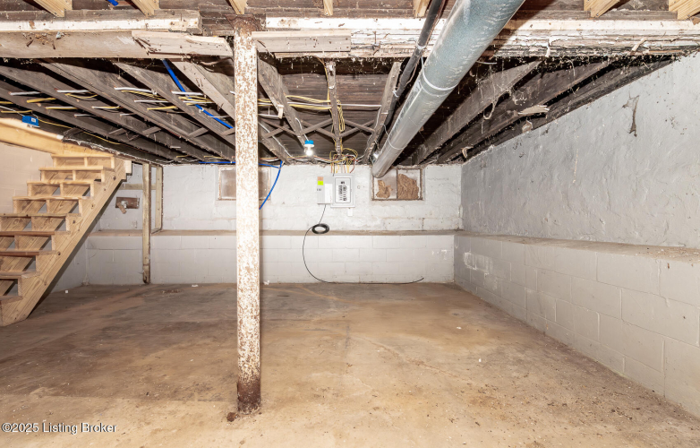 Listing Image 26