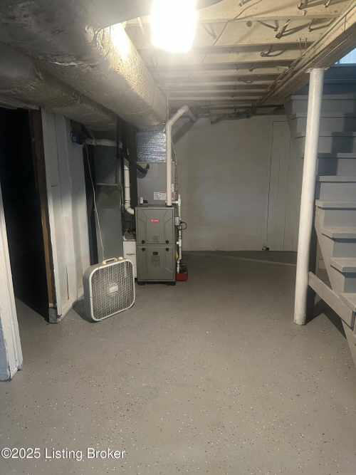 Listing Image 45