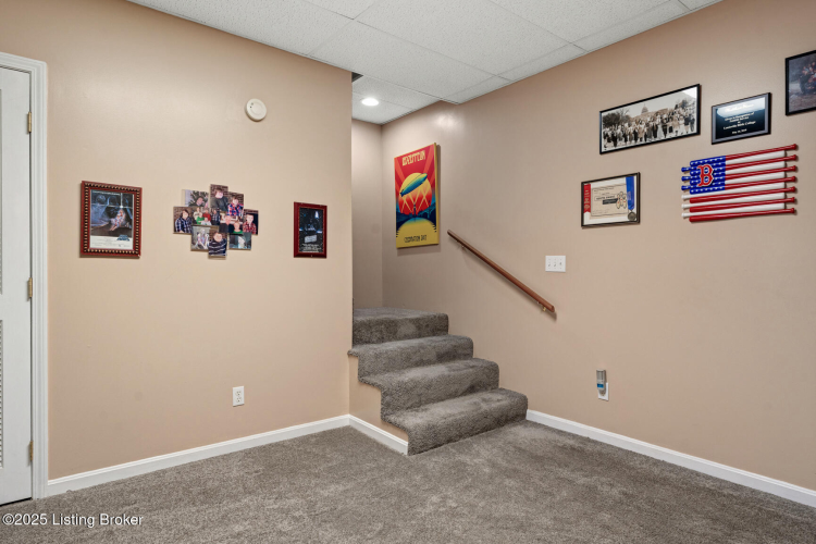 Listing Image 53