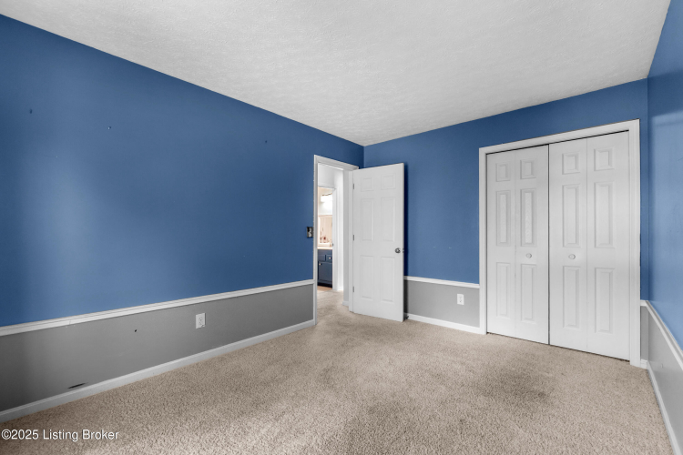 Listing Image 24