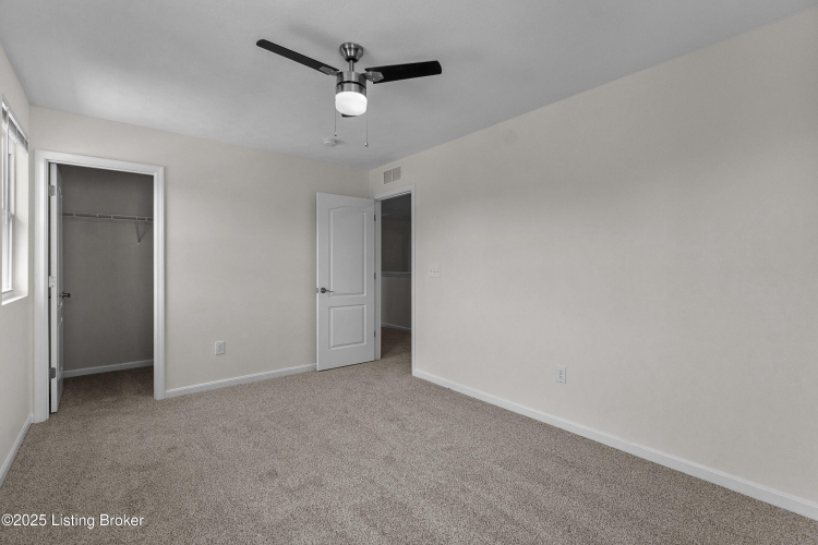 Listing Image 44