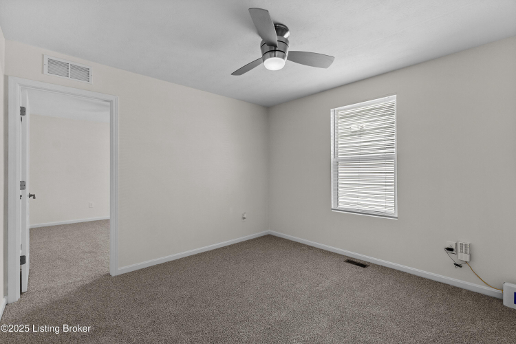 Listing Image 47