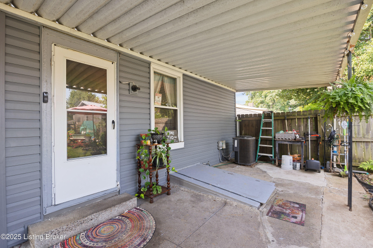 Listing Image 28