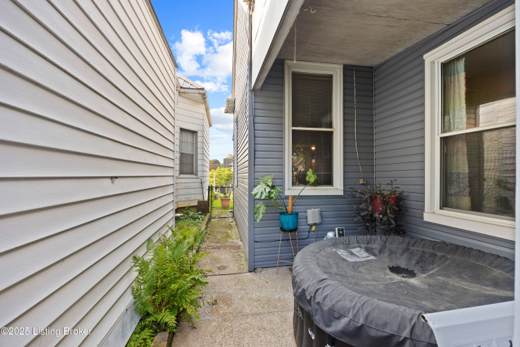 Listing Image 29