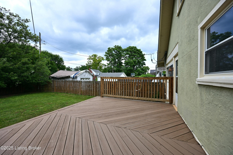 Listing Image 44