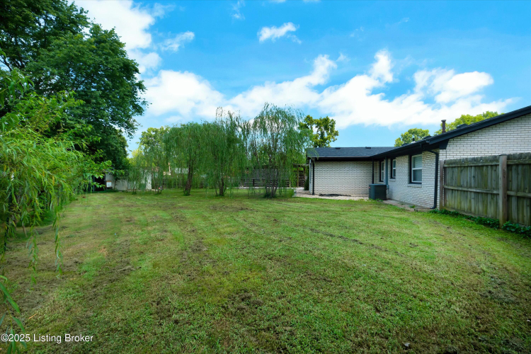 Listing Image 40